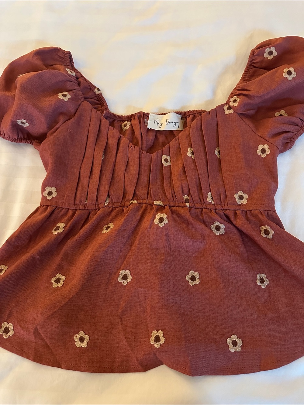 Daisy Rust Floral Puff-Sleeve Peasant Top